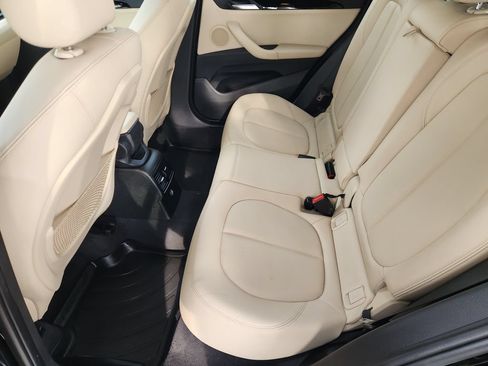 Used 2017 BMW X1 xDrive28i AWD/4WD image 31