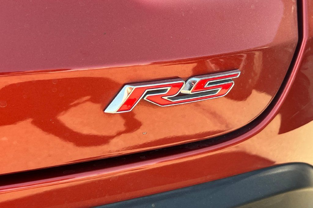 Used 2024 Chevrolet Trax RS w/ Driver Confidence Package FWD image 9