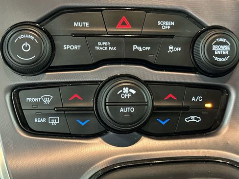 Used 2020 Dodge Challenger GT w/ Plus Package image 23