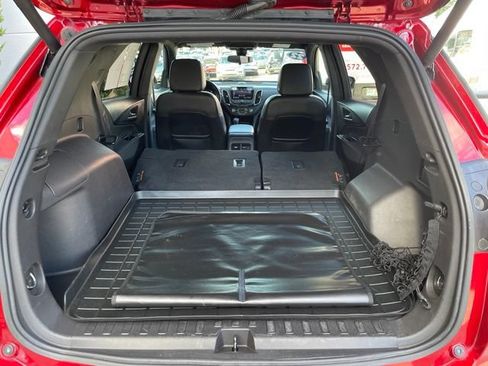 Used 2022 Chevrolet Equinox RS w/ RS Leather Package AWD/4WD image 60