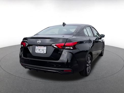 Used 2025 Nissan Versa SV image 15