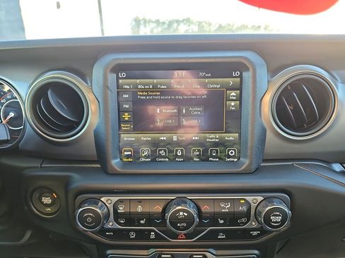 Used 2021 Jeep Wrangler Unlimited Sport image 27