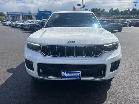 Used 2023 Jeep Grand Cherokee Overland w/ Adv Protech Group III AWD/4WD image 13