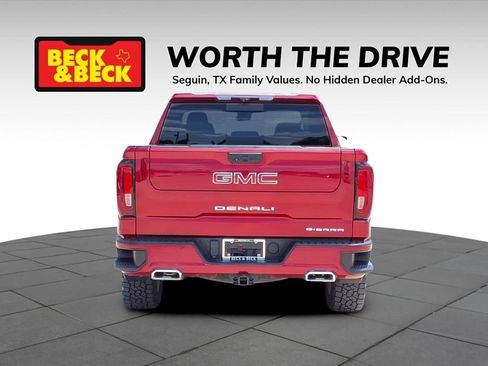 Used 2024 GMC Sierra 1500 Denali w/ Technology Package AWD/4WD image 6