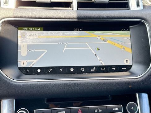 Used 2017 Land Rover Range Rover Sport HSE image 14