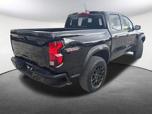 Used 2025 Chevrolet Colorado Trail Boss AWD/4WD image 13