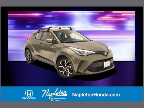 Used 2021 Toyota C-HR XLE image 1