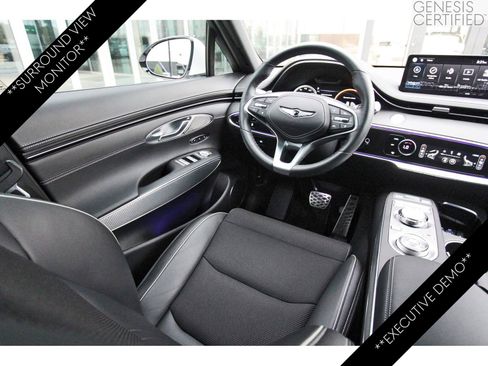 Used 2025 Genesis GV70 2.5T Sport Prestige w/ Sport Prestige Package image 11