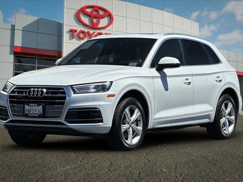 Used 2020 Audi Q5 2.0T Premium w/ Convenience Package AWD/4WD image 7