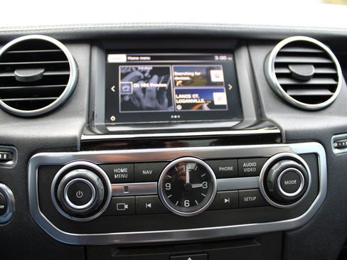 Used 2016 Land Rover LR4 HSE Silver Edition image 32