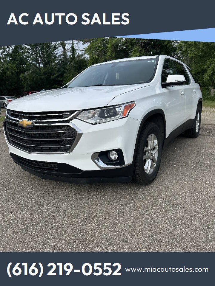 Used 2020 Chevrolet Traverse LT w/ LPO, Floor Liner Package AWD/4WD image 1