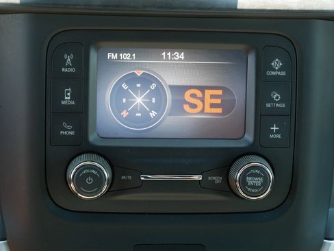 Used 2023 RAM 1500 Big Horn AWD/4WD image 30