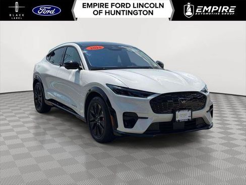 Used 2025 Ford Mustang Mach-E Premium w/ Sport Appearance Package AWD/4WD image 1