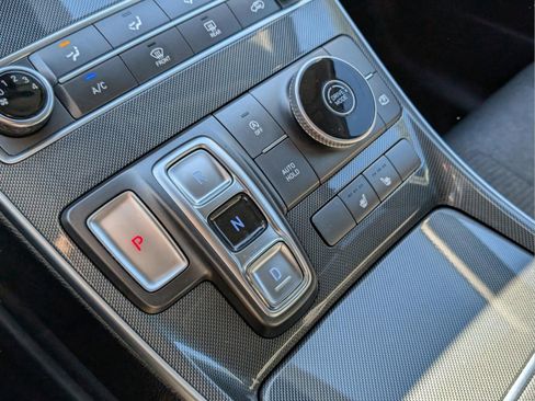 Used 2021 Hyundai Santa Fe SEL image 39