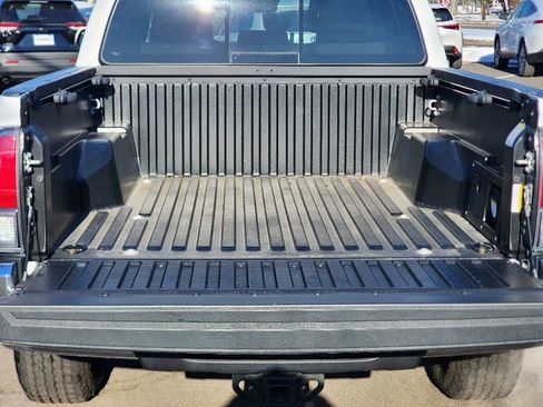 Used 2023 Toyota Tacoma TRD Off-Road image 17