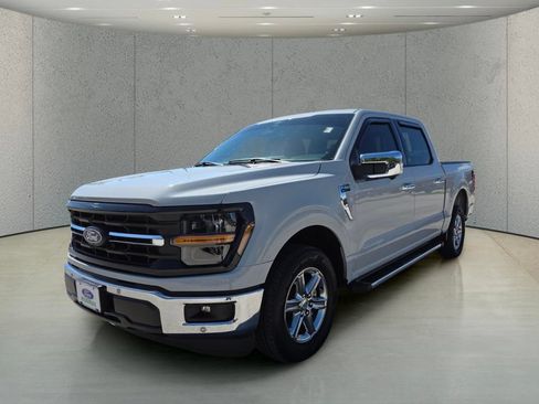 Used 2024 Ford F150 XLT w/ Equipment Group 302A MID RWD image 11