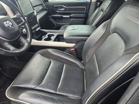 Used 2022 RAM 1500 Laramie AWD/4WD image 19