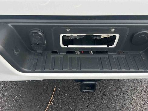 Used 2022 GMC Canyon AT4 w/ Trailering Package AWD/4WD image 13