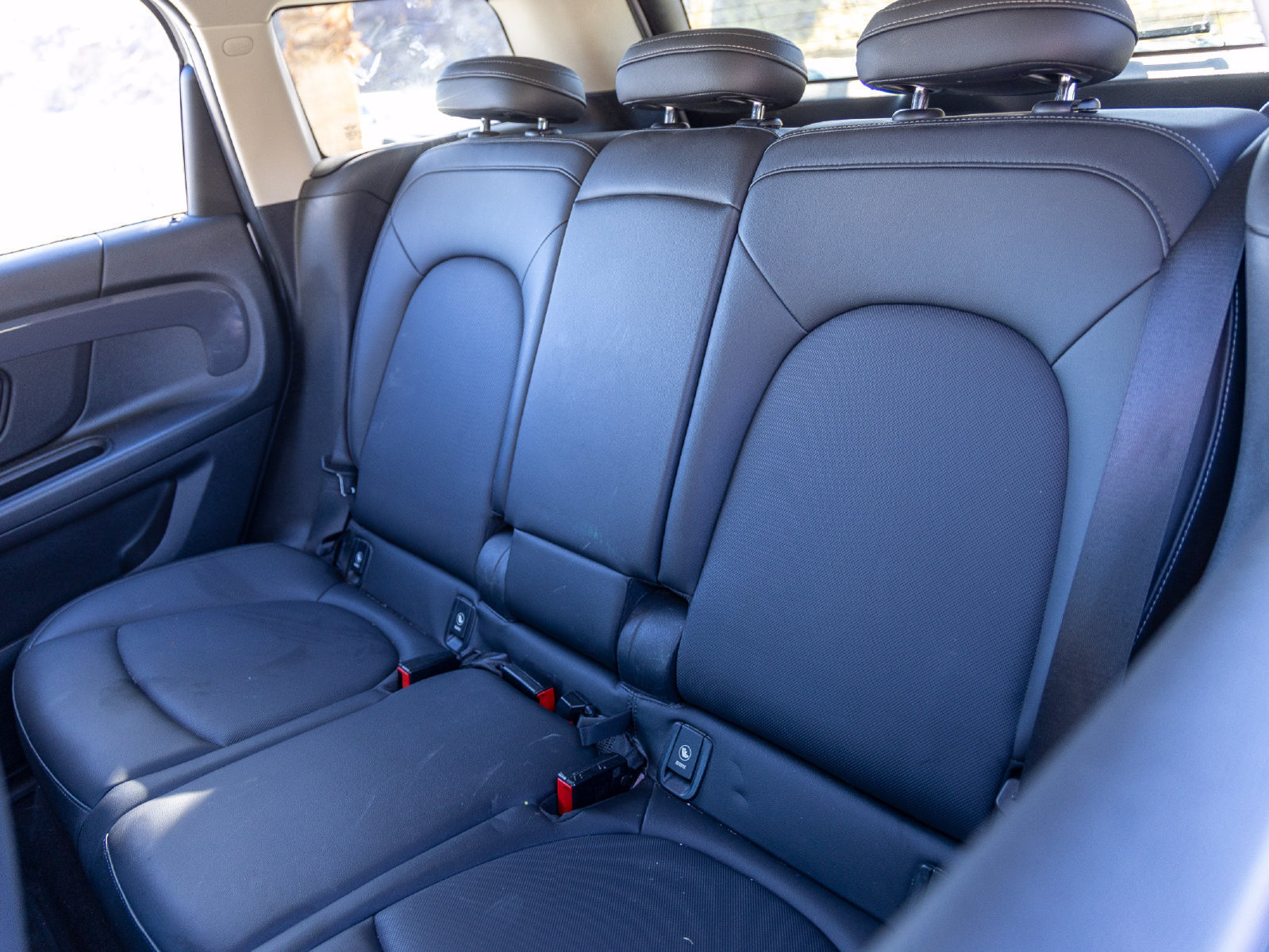 Used 2019 MINI Cooper Countryman SE w/ Storage Package AWD/4WD image 11