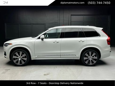 Used 2024 Volvo XC90 T8 Ultimate image 4