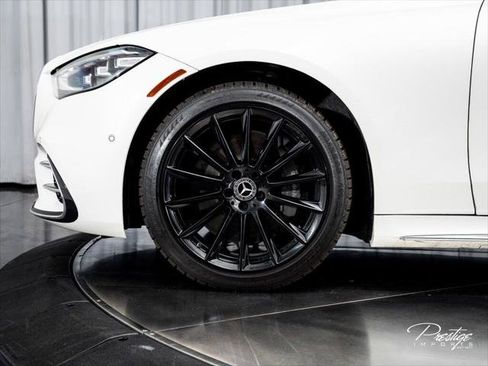 Used 2022 Mercedes-Benz S 500 4MATIC image 8