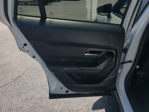 Used 2023 MAZDA CX-50 AWD 2.5 S w/ Cargo Package image 15