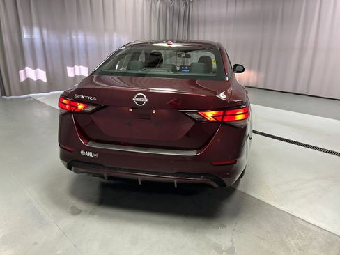 Used 2025 Nissan Sentra SV FWD image 6