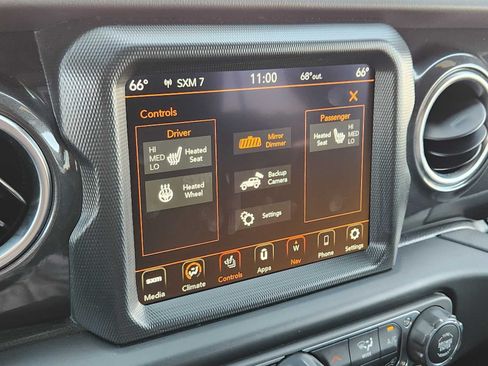 Used 2023 Jeep Wrangler Unlimited Sahara AWD/4WD image 21