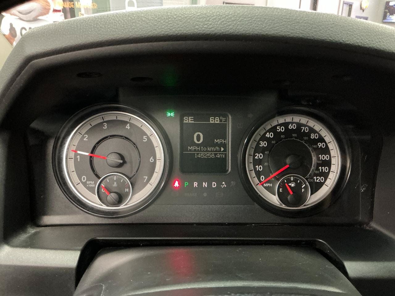 Used 2017 RAM 1500 Classic SLT AWD/4WD image 18