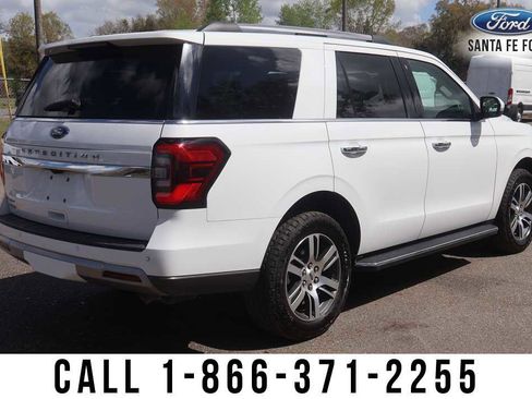 Used 2023 Ford Expedition Limited image 6
