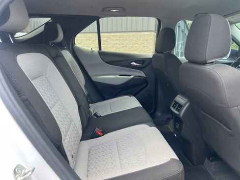 Used 2024 Chevrolet Equinox LS w/ LS Convenience Package FWD image 13