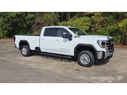 New 2026 GMC Sierra 2500 SLE w/ SLE Value Package; image 2