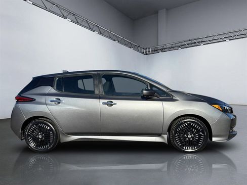 Used 2024 Nissan Leaf SV Plus image 3