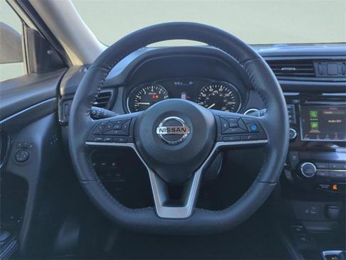 Certified 2020 Nissan Rogue SL w/ Premium Package image 17