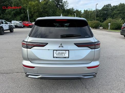 Used 2025 Mitsubishi Outlander SE AWD/4WD image 7