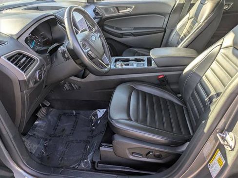 Used 2023 Ford Edge SEL image 17