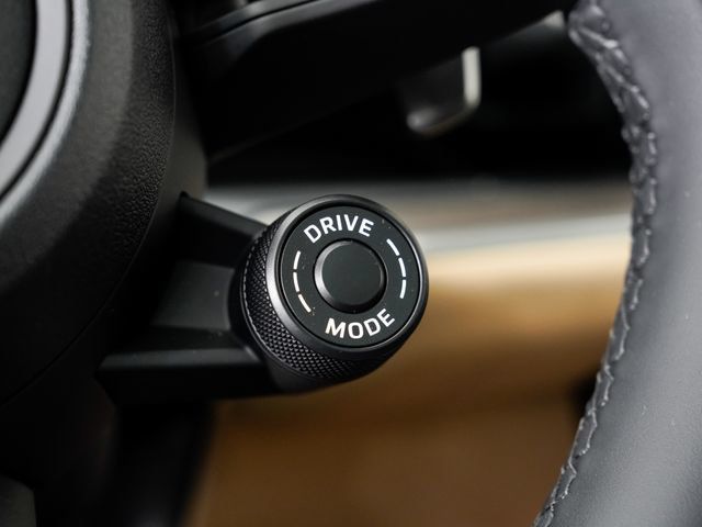 Certified 2026 Porsche Cayenne Coupe AWD/4WD image 15