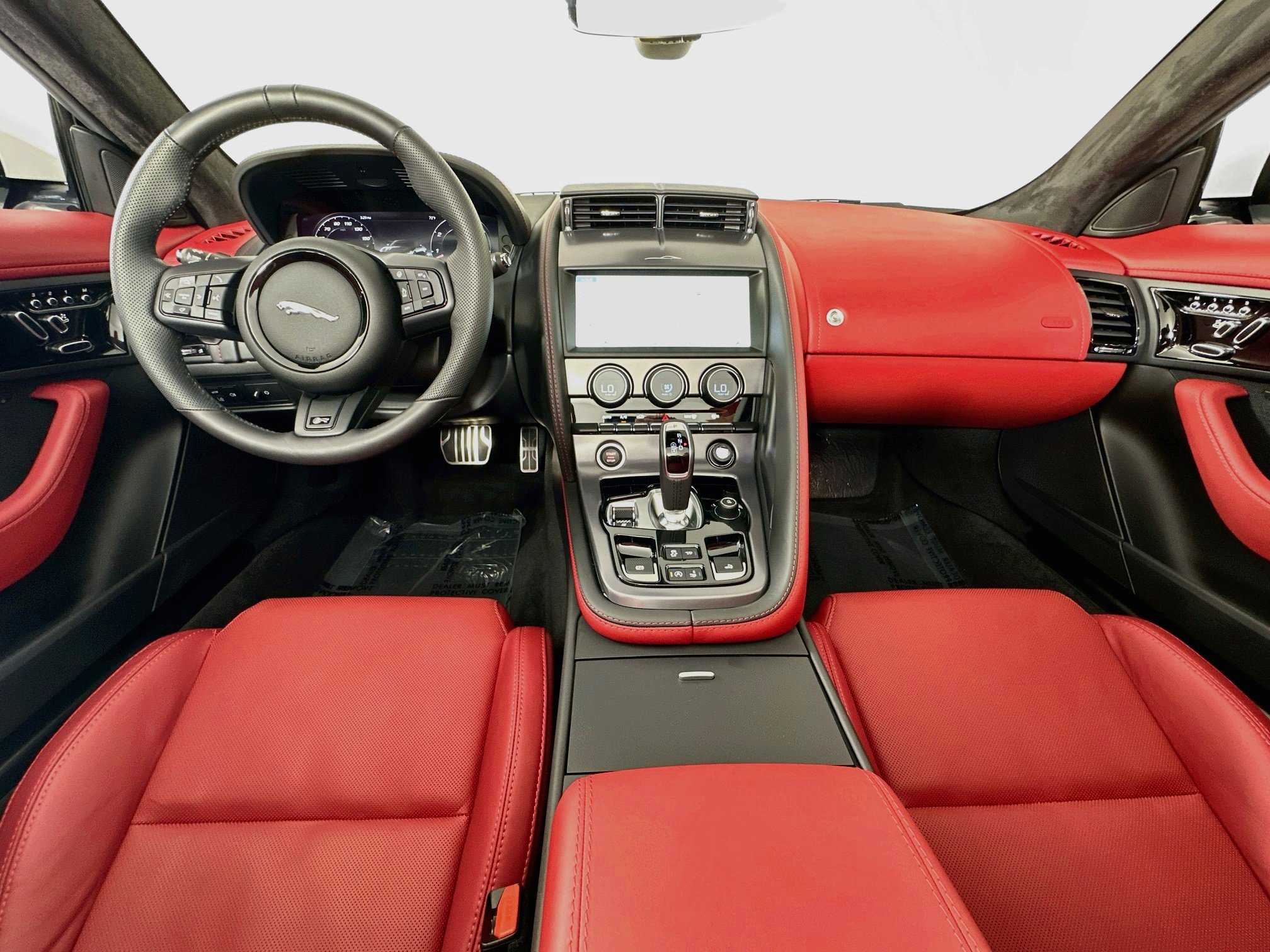 Certified 2024 Jaguar F-TYPE R AWD/4WD image 22