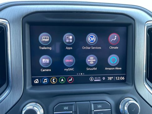 Used 2023 GMC Sierra 2500 Denali w/ Denali Black Diamond Edition AWD/4WD image 14
