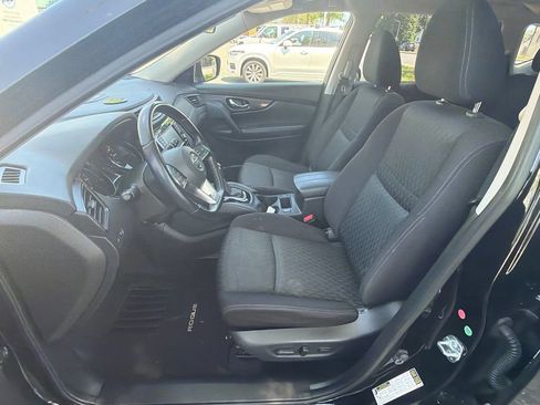 Used 2020 Nissan Rogue SV w/ Sun & Sound Touring Package AWD/4WD image 21