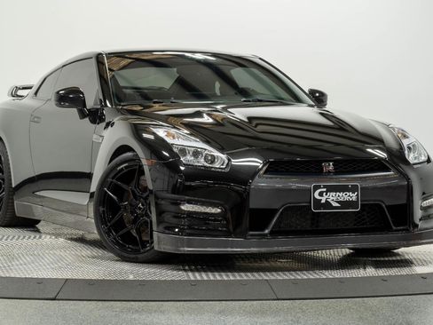 Used 2012 Nissan GT-R Premium AWD/4WD image 39
