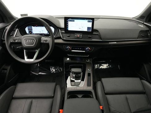 Used 2025 Audi Q5 e Premium Plus w/ Premium Plus Package AWD/4WD image 8