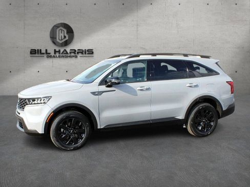 Used 2023 Kia Sorento S w/ Panoramic Sunroof Package image 4