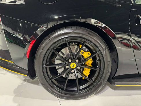 Used 2022 Ferrari 812 GTS image 58