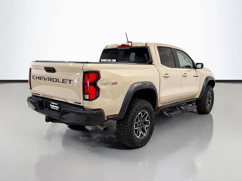 Used 2023 Chevrolet Colorado ZR2 w/ ZR2 Convenience Package III AWD/4WD image 9