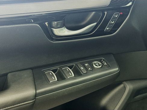 Used 2024 Honda CR-V EX-L image 10