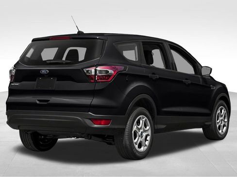 Used 2018 Ford Escape SE w/ SE Sport Appearance Package image 2