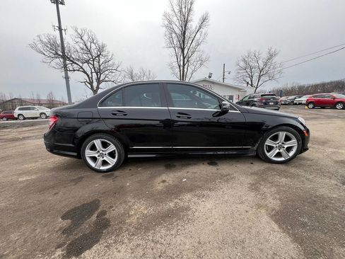 Used 2010 Mercedes-Benz C 300 4MATIC Sedan image 4