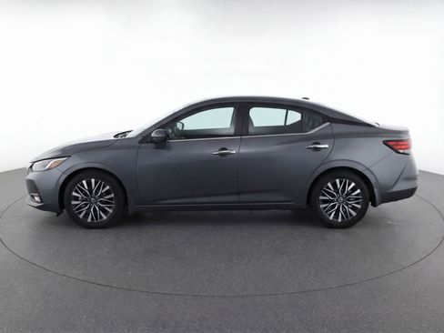 Used 2024 Nissan Altima 2.5 SV image 5