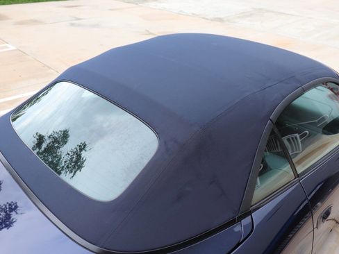 Used 2003 Porsche 911 Carrera image 17